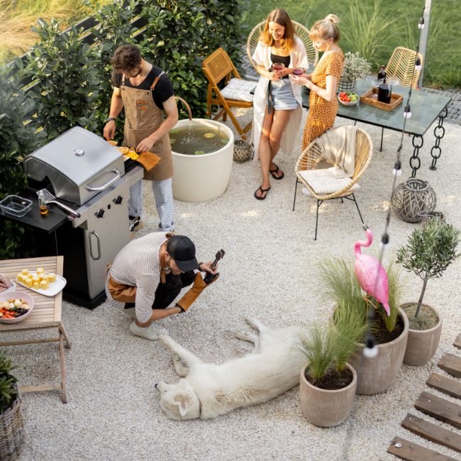 Top 6 Garden Party Essentials to Refine your Outdoor Entertaining